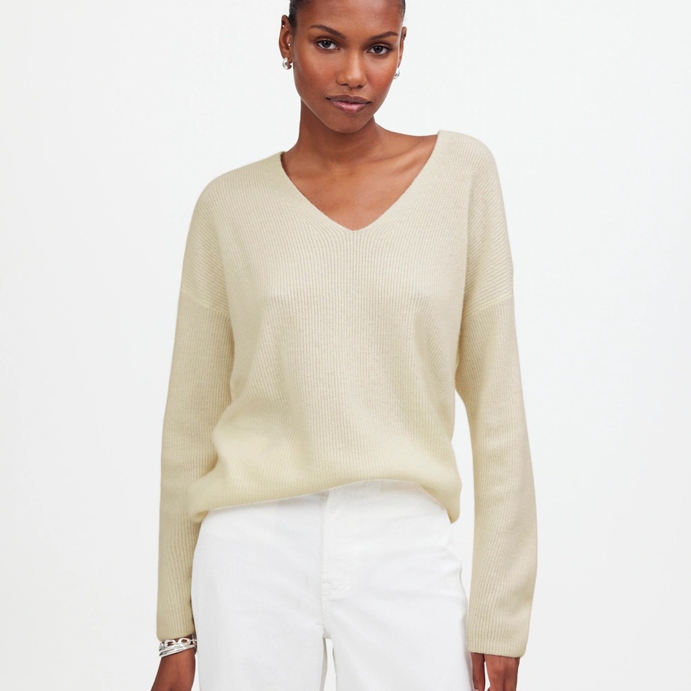 Ribbed Cashmere V-Neck Sweater